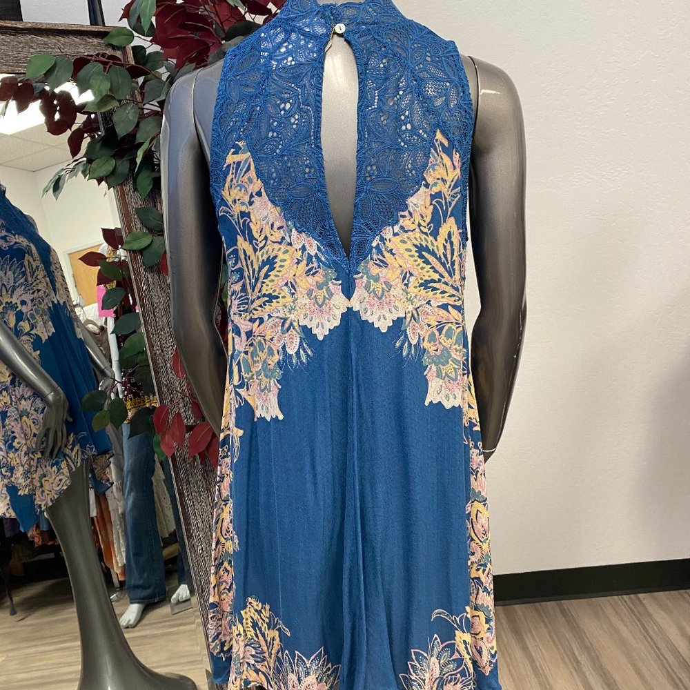 Free People Top - Picture 3 of 4